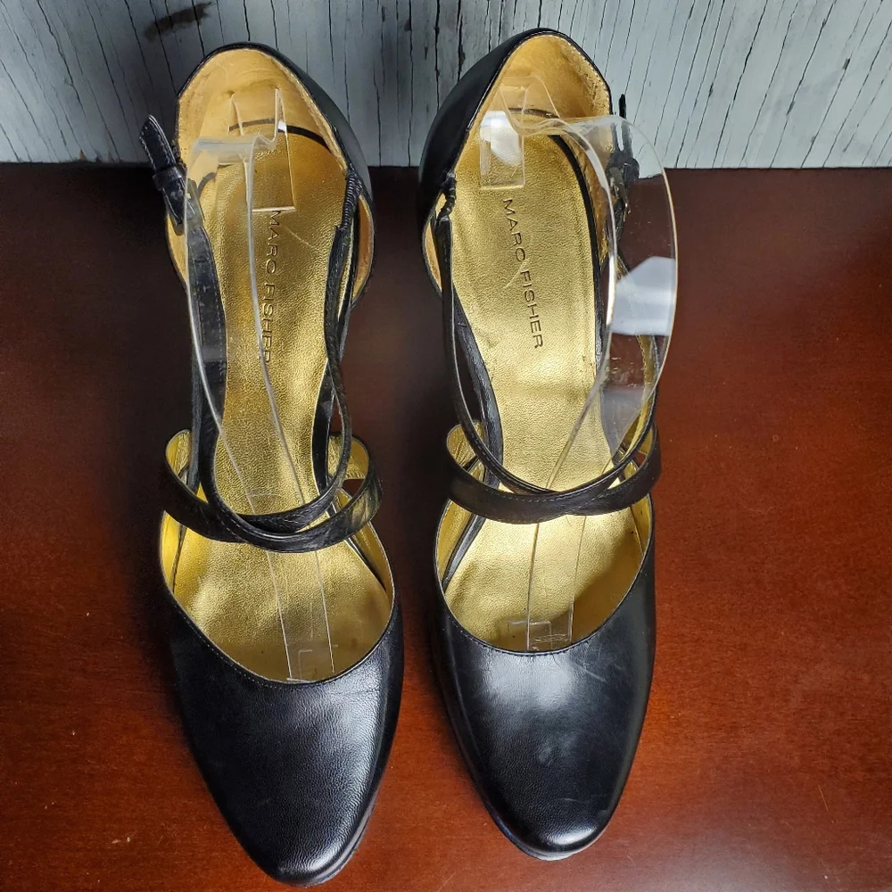 Marc Fisher MFLOLA Genuine Leather Cross Strap Platform Heel, 10, Black